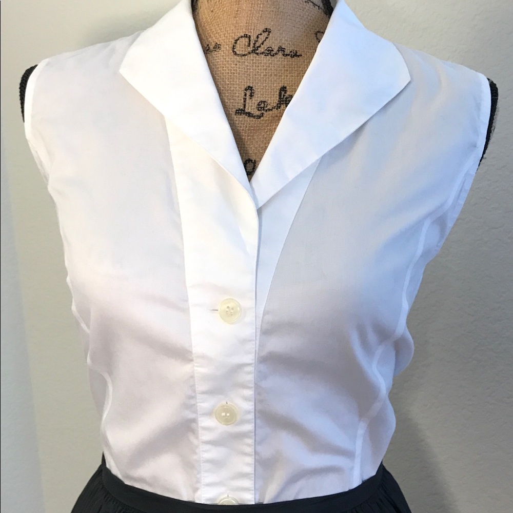 Calvin Klein Sleeveles top